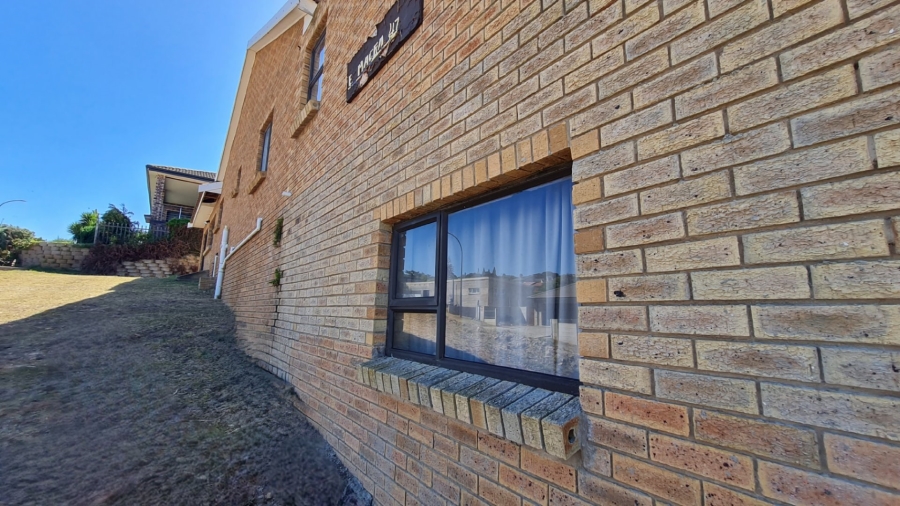 4 Bedroom Property for Sale in Dana Bay Western Cape